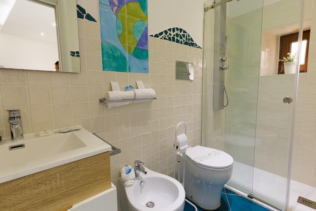 Beach Hotel 14Leoni B&B Salerno Buitenkant foto