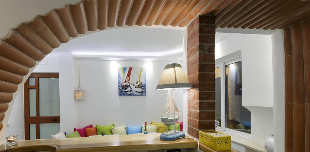 Beach Hotel 14Leoni B&B Salerno Buitenkant foto